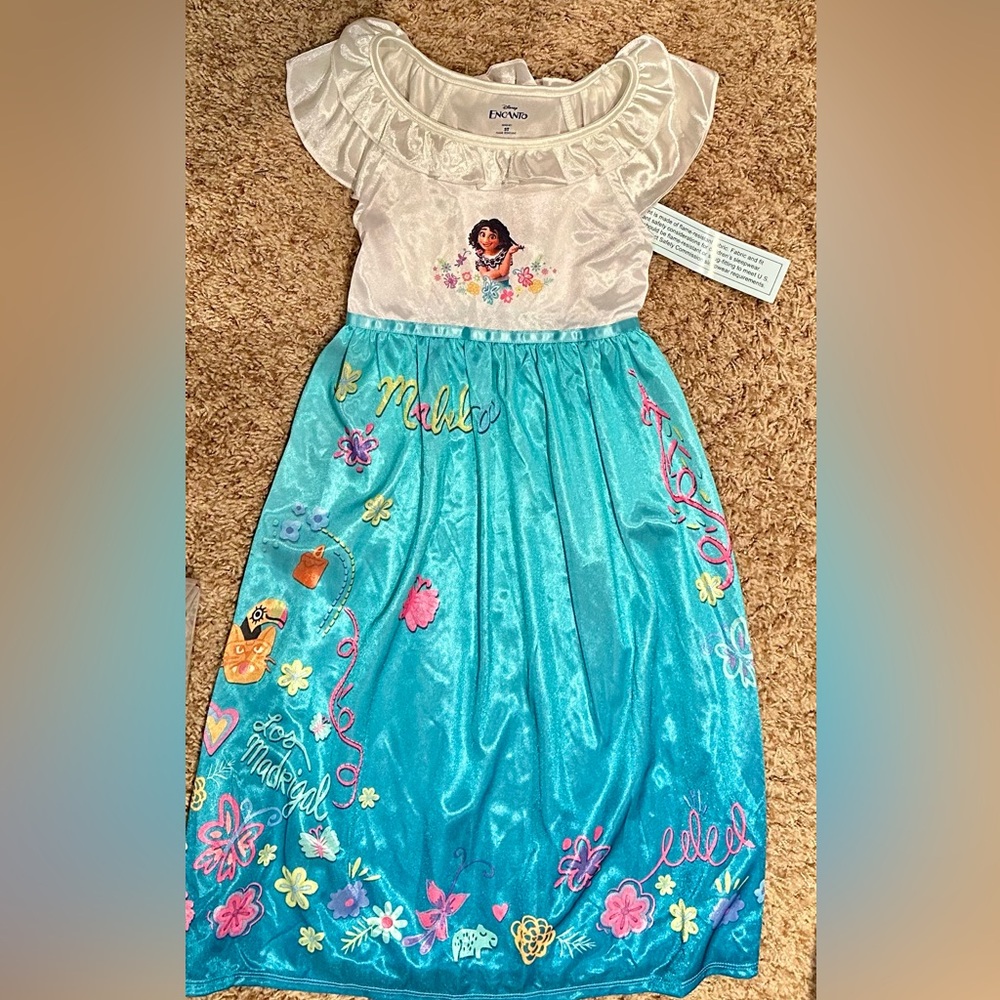 NWT Disney Encanto Mirabel Nightgown 5T
